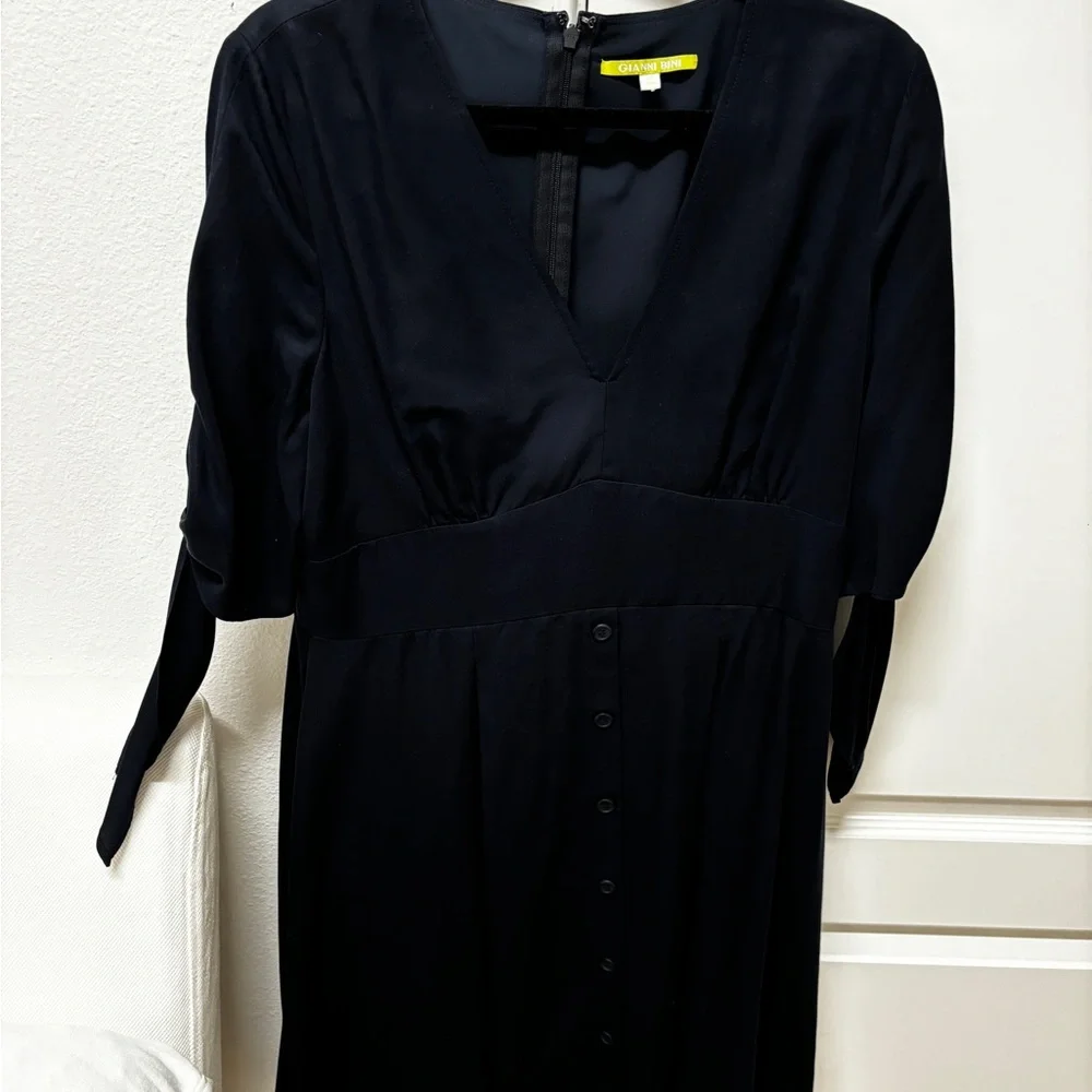 Gianni Bini. Beautiful dress. Navy Blue, lined with pockets - Picture 4 of 8